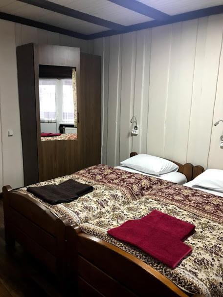 Fayniy Motel Tatariv Buitenkant foto